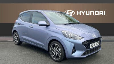 2025 HYUNDAI I10 1.2 79 PREMIUM 5DR AUTO NAV PETROL HATCHBACK 1,296 MI 2025 REG... photo